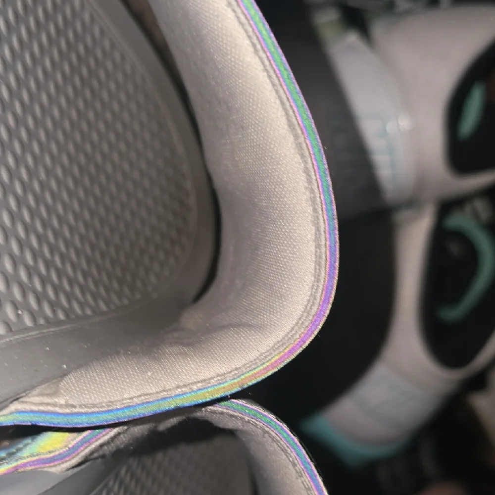 Ripndip Iridescent Cat Slides